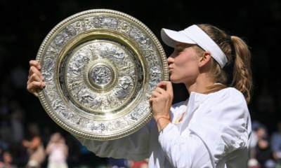 Rybakina russe, naturalisée kazakh, remporte Wimbledon.